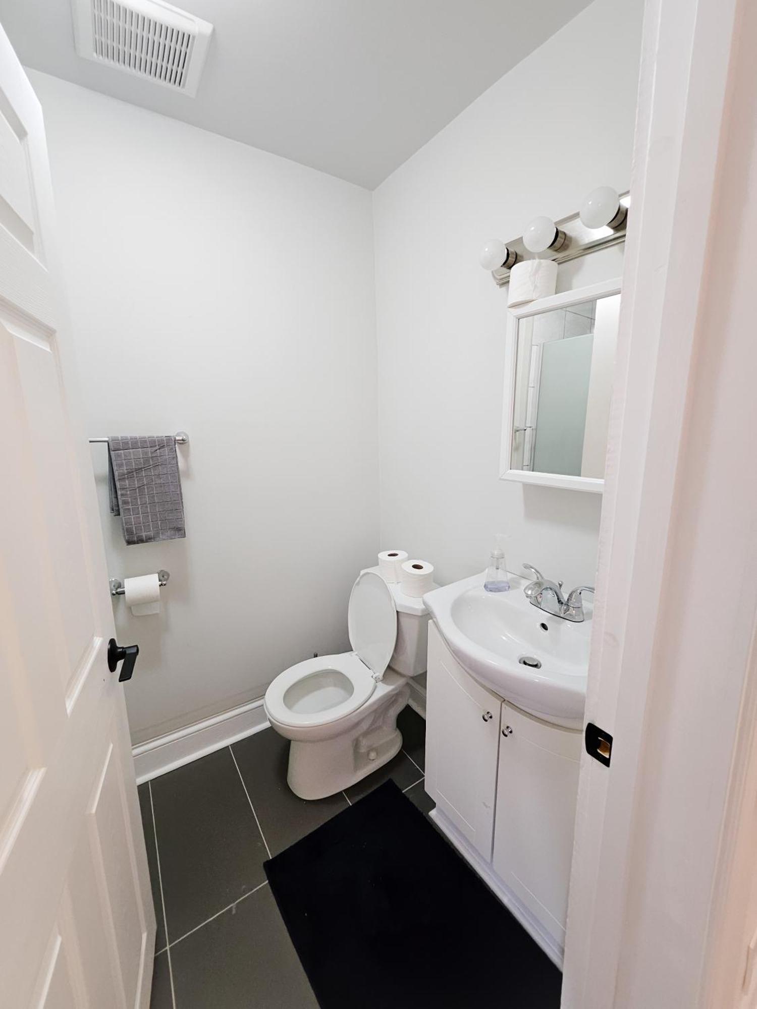 Ottawa Downtown Cozy Guesthouse Esterno foto